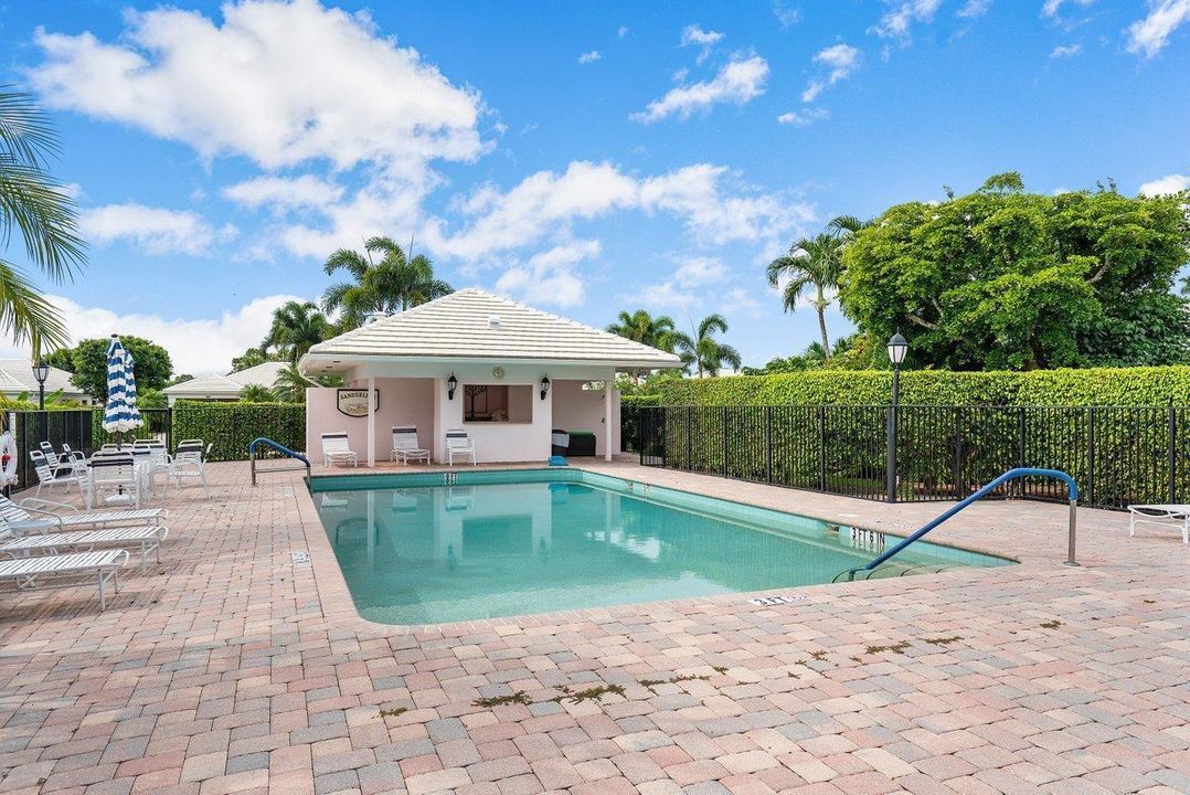 Area Pool