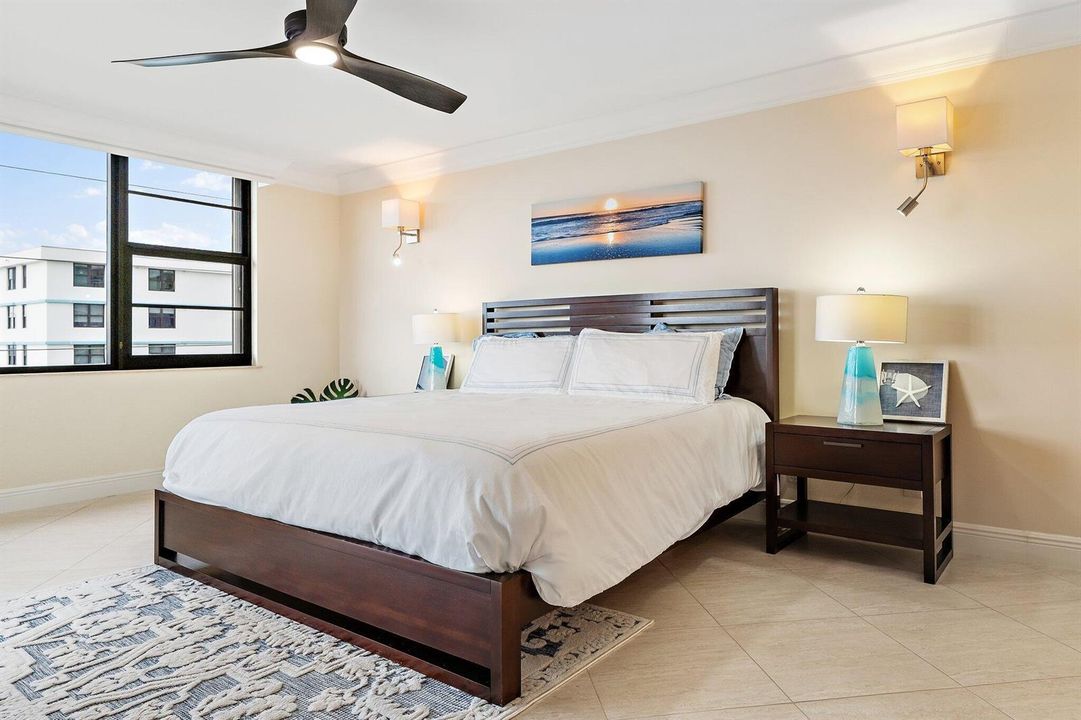 054-911OceanDr-506-JunoBeach-SMALL