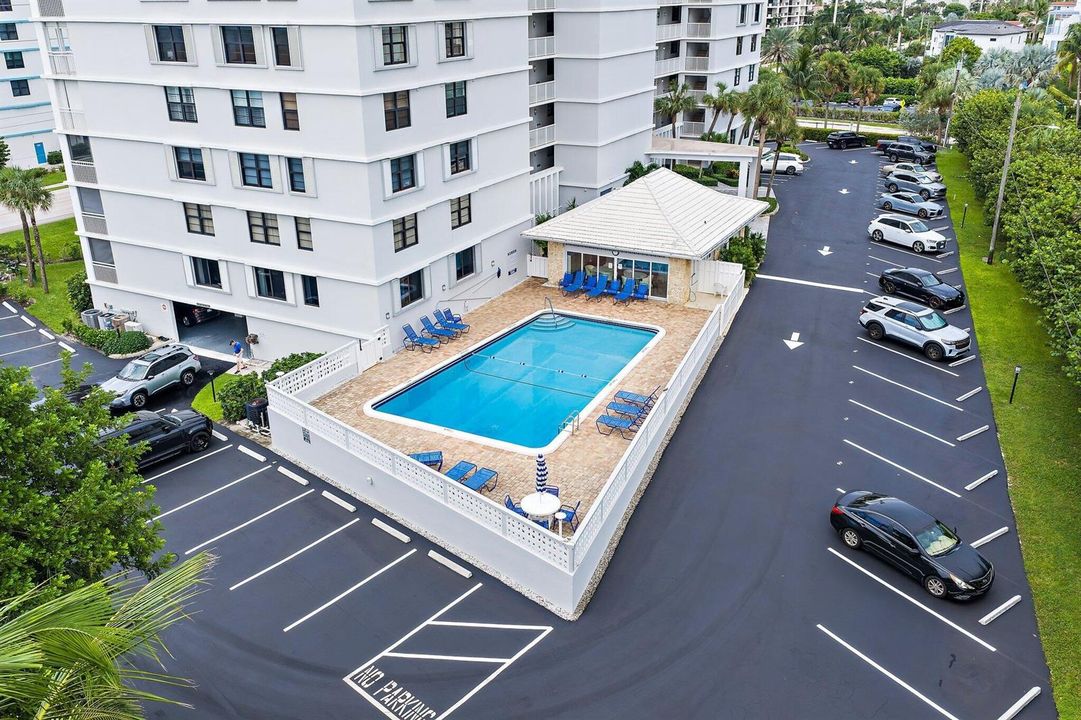 022-911OceanDr-506-JunoBeach-SMALL