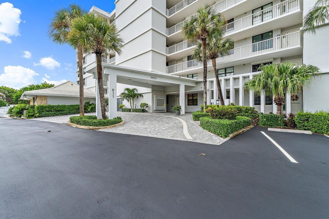 025-911OceanDr-506-JunoBeach-SMALL