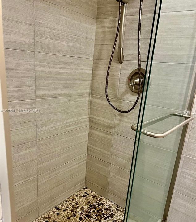 В аренду: $2,500 (2 спален, 2 ванн, 888 Квадратных фут)