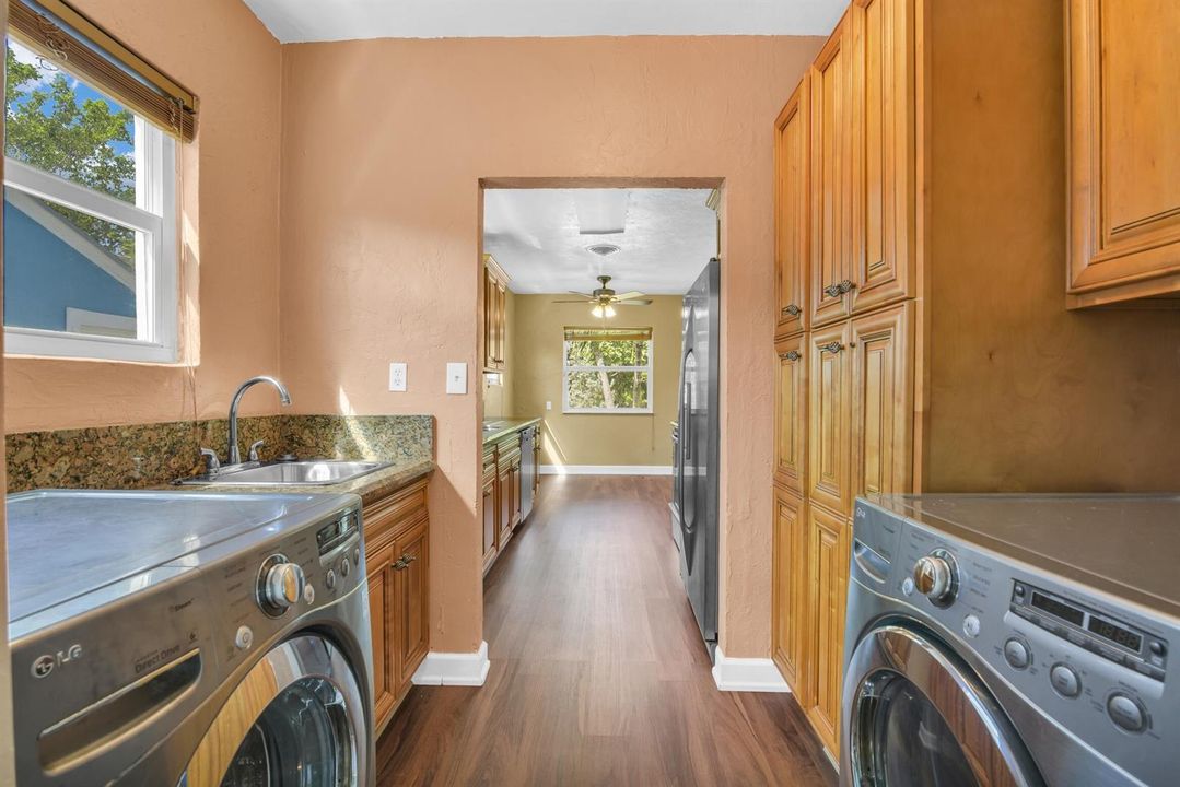 916 31st St West Palm Beach -37