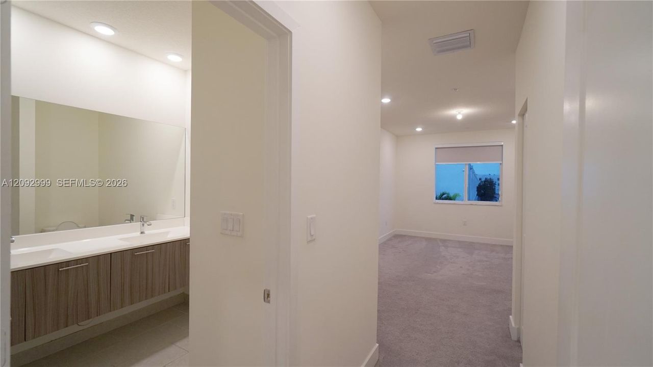 For Rent: $3,300 (3 beds, 2 baths, 1315 Square Feet)