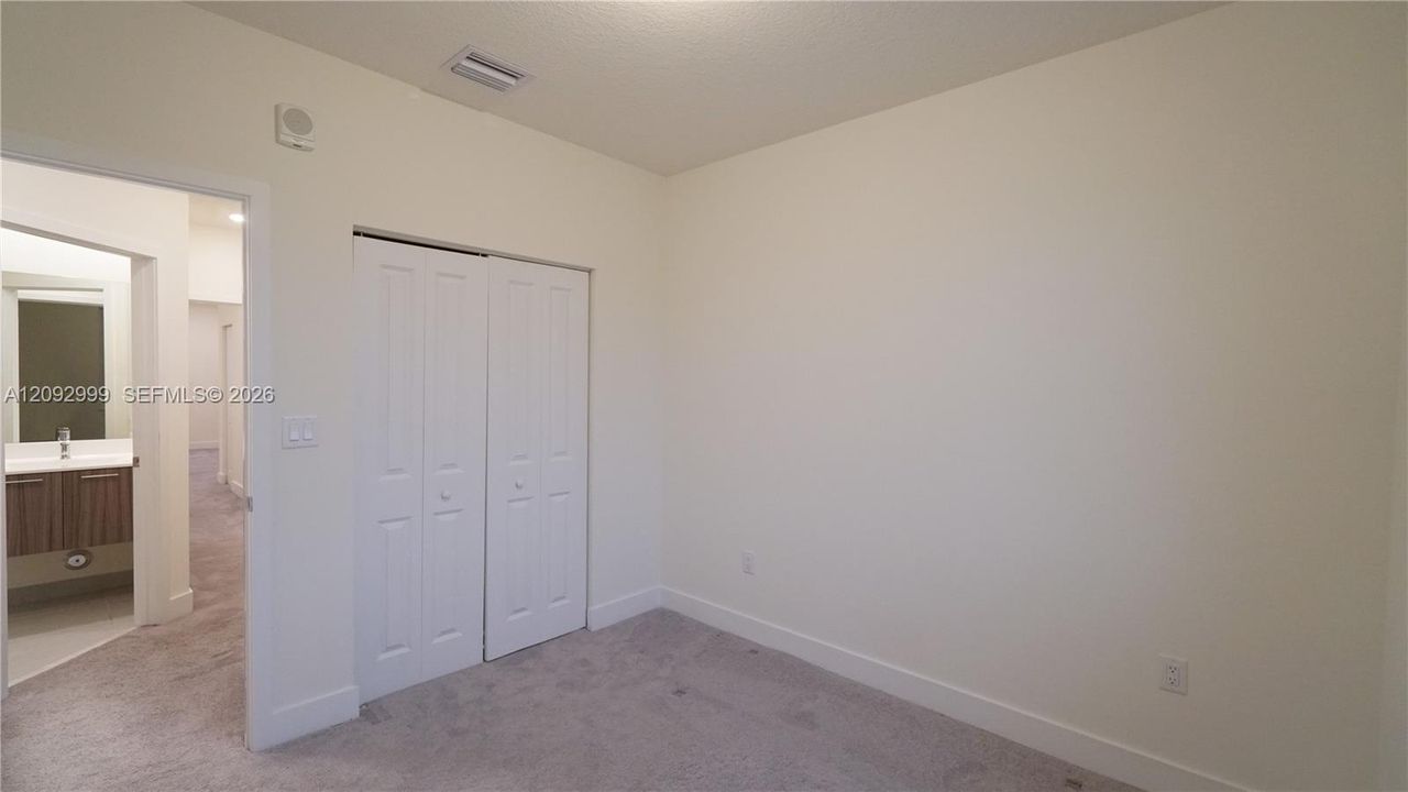 For Rent: $3,300 (3 beds, 2 baths, 1315 Square Feet)