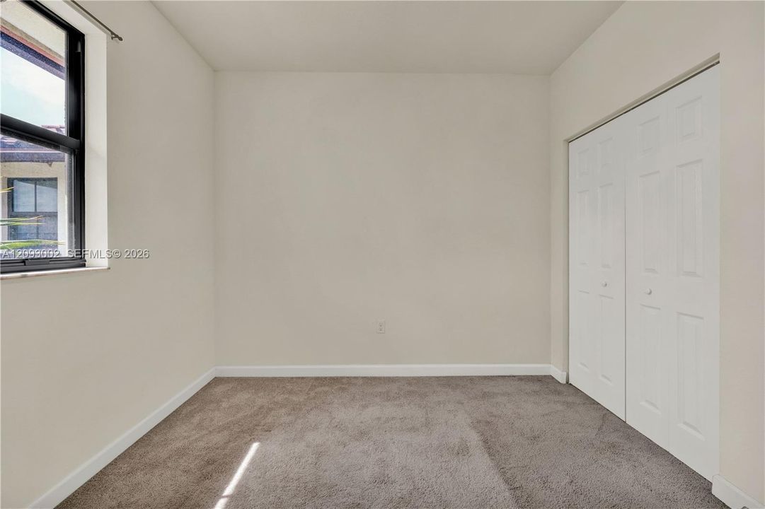 For Sale: $485,000 (3 beds, 2 baths, 1256 Square Feet)