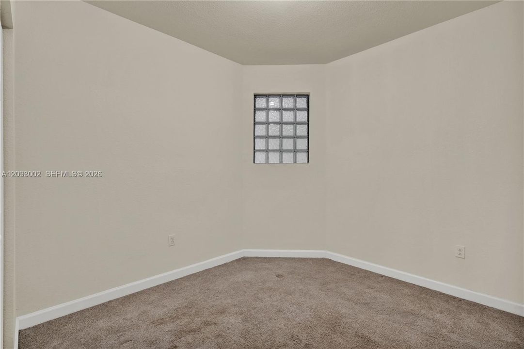 For Sale: $485,000 (3 beds, 2 baths, 1256 Square Feet)