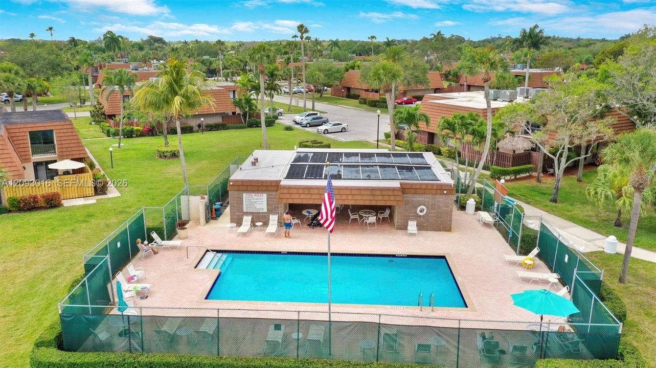 For Rent: $4,900 (2 beds, 2 baths, 1470 Square Feet)