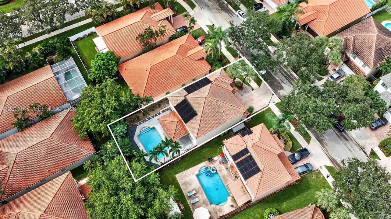 En Venta: $945,000 (4 camas, 3 baños, 2769 Pies cuadrados)