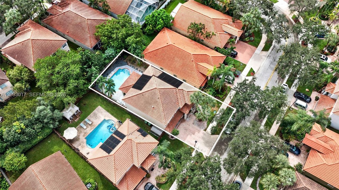 En Venta: $945,000 (4 camas, 3 baños, 2769 Pies cuadrados)