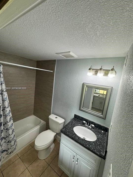 В аренду: $1,800 (2 спален, 1 ванн, 1520 Квадратных фут)