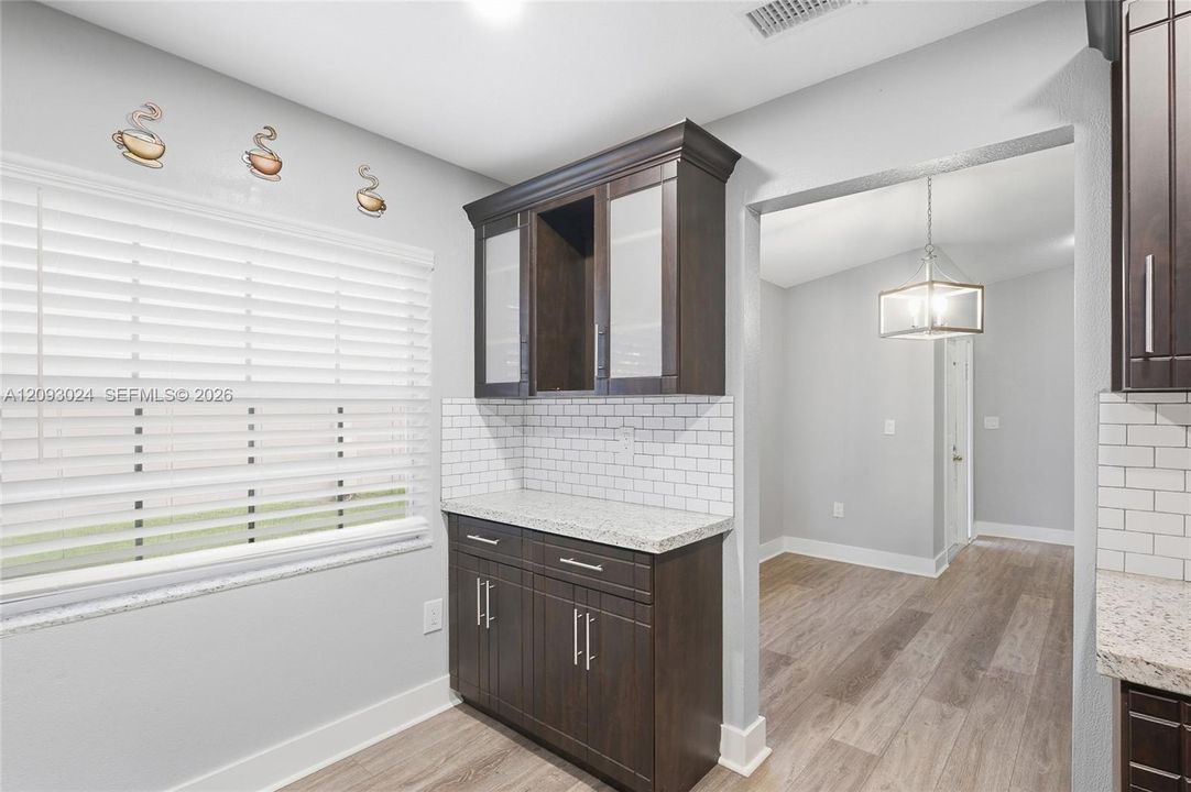For Sale: $459,900 (3 beds, 2 baths, 1467 Square Feet)
