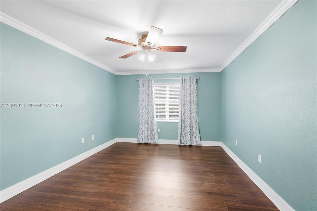 For Sale: $459,900 (3 beds, 2 baths, 1467 Square Feet)