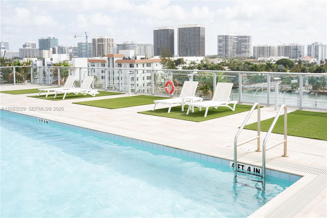В аренду: $4,500 (2 спален, 2 ванн, 1278 Квадратных фут)