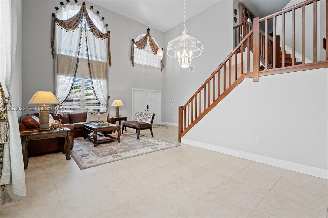 For Rent: $6,500 (4 beds, 3 baths, 3481 Square Feet)