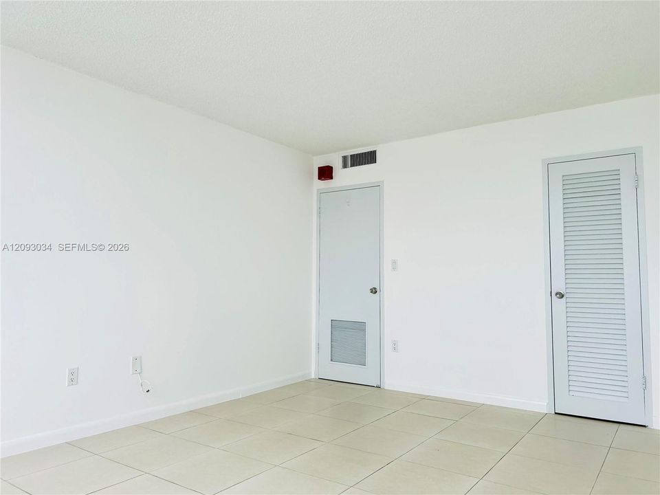 En Renta: $2,495 (1 camas, 1 baños, 940 Pies cuadrados)