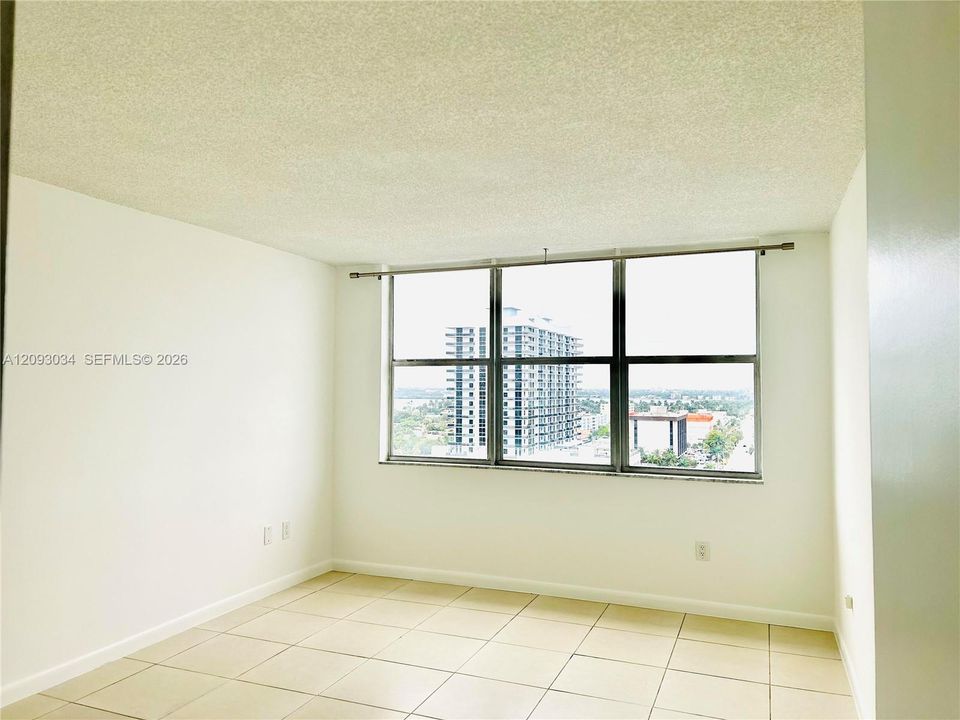 En Renta: $2,495 (1 camas, 1 baños, 940 Pies cuadrados)