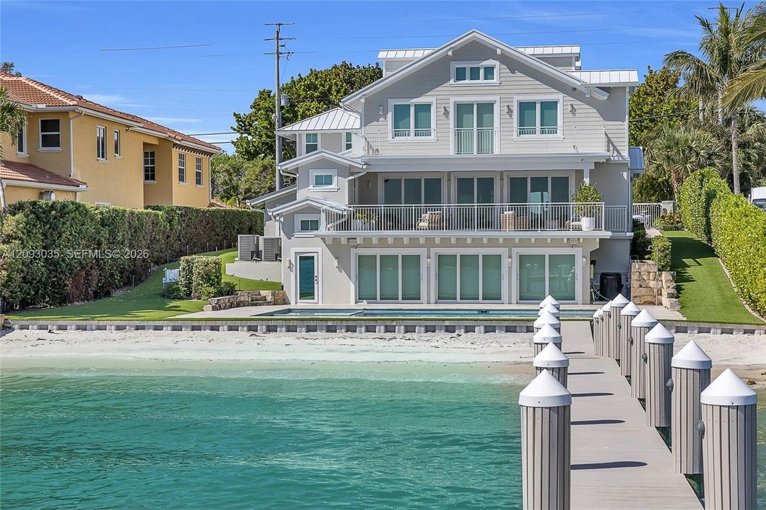 For Sale: $10,899,000 (6 beds, 5 baths, 4823 Square Feet)