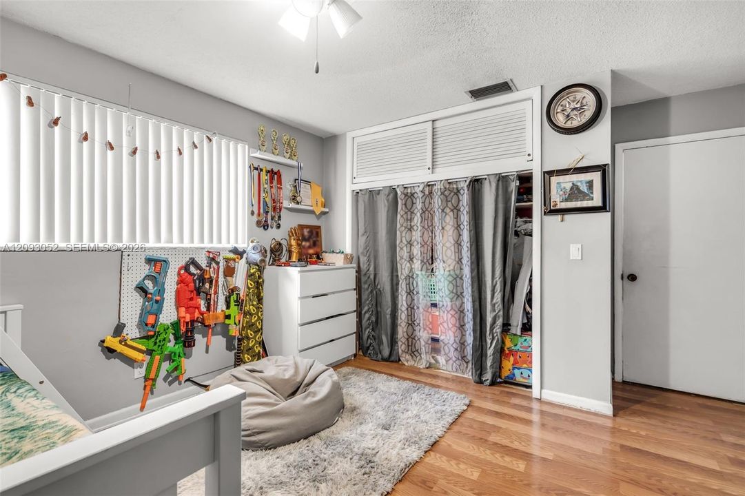 For Sale: $600,000 (2 beds, 2 baths, 1609 Square Feet)