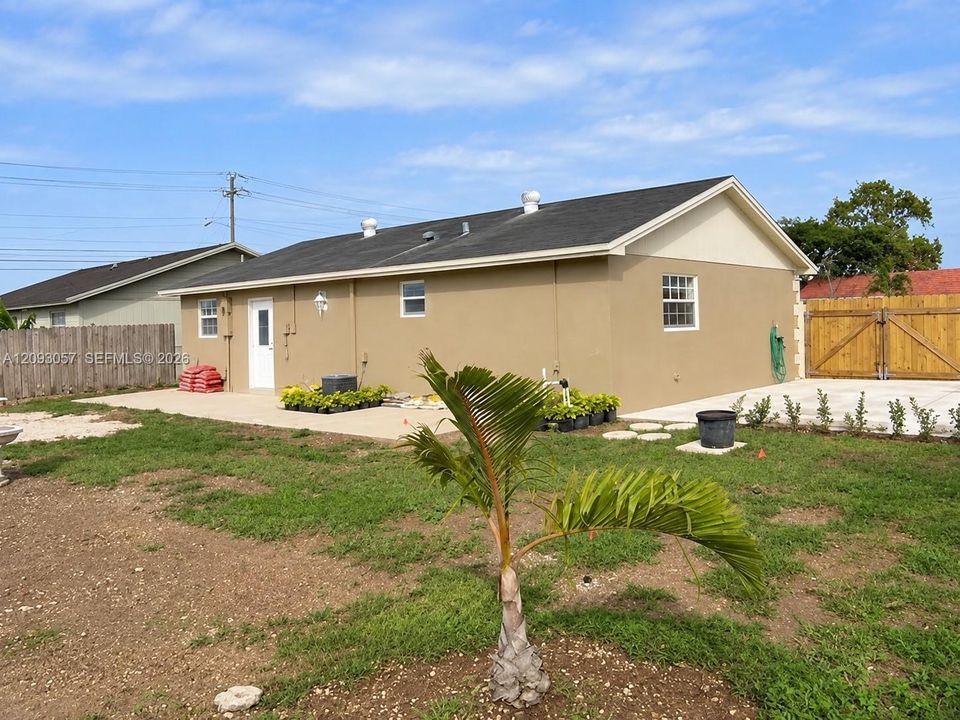 For Sale: $446,100 (3 beds, 2 baths, 1232 Square Feet)