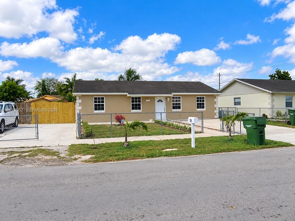 For Sale: $446,100 (3 beds, 2 baths, 1232 Square Feet)