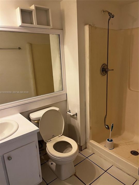 En Venta: $299,000 (3 camas, 2 baños, 1024 Pies cuadrados)
