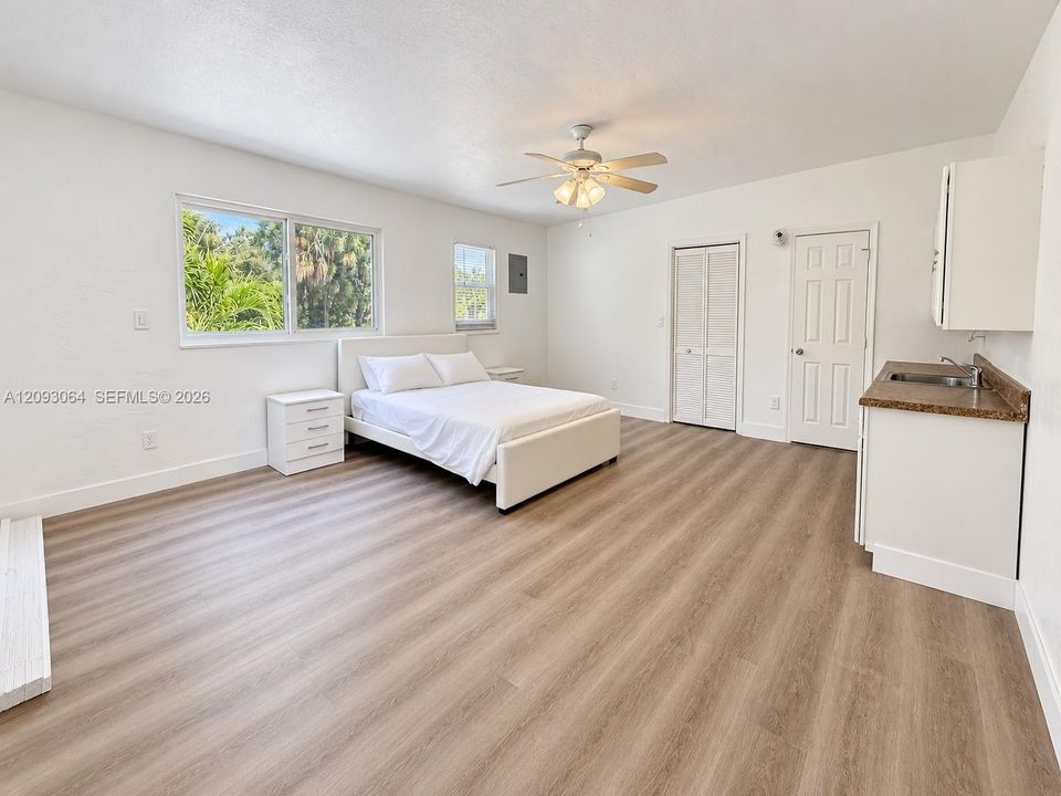 For Rent: $1,300 (0 beds, 1 baths, 0 Square Feet)