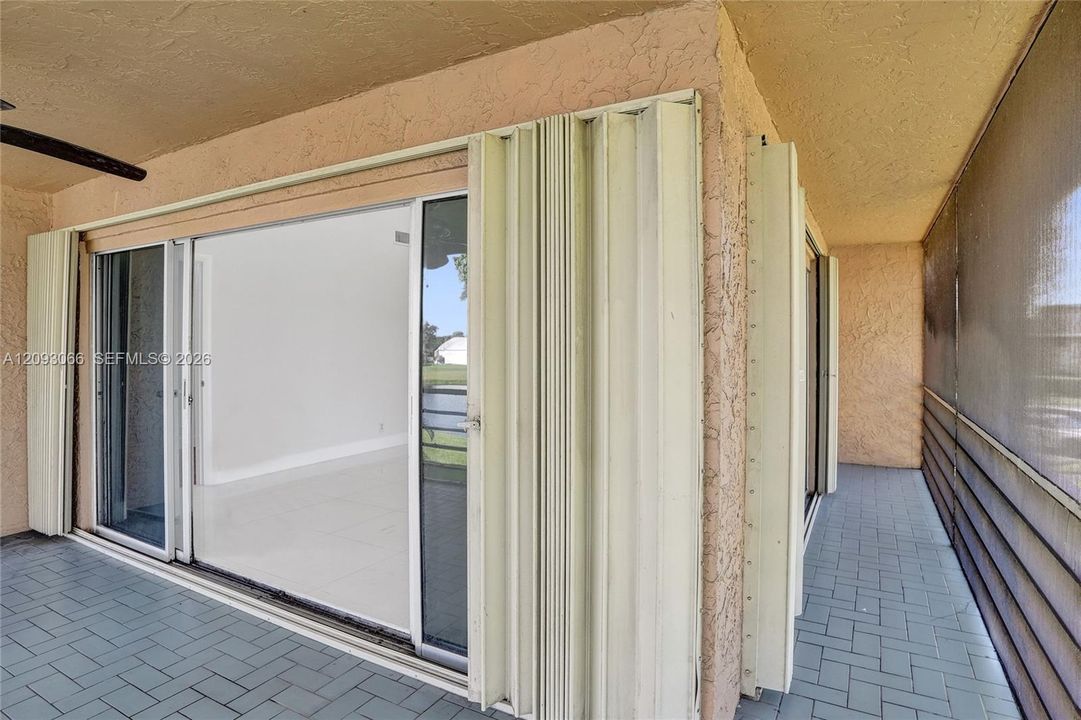 На продажу: $329,000 (3 спален, 2 ванн, 1469 Квадратных фут)