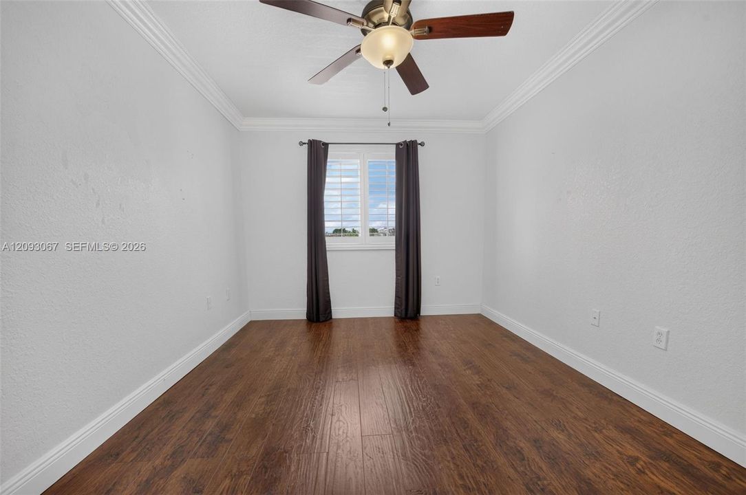 For Sale: $989,000 (4 beds, 3 baths, 2545 Square Feet)