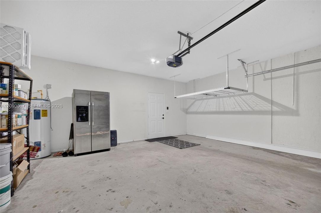 For Sale: $989,000 (4 beds, 3 baths, 2545 Square Feet)
