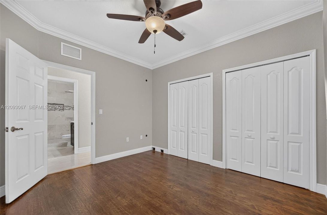 For Sale: $989,000 (4 beds, 3 baths, 2545 Square Feet)