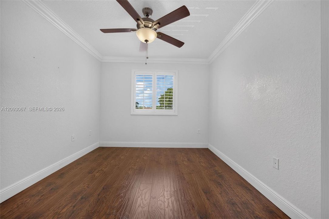 For Sale: $989,000 (4 beds, 3 baths, 2545 Square Feet)