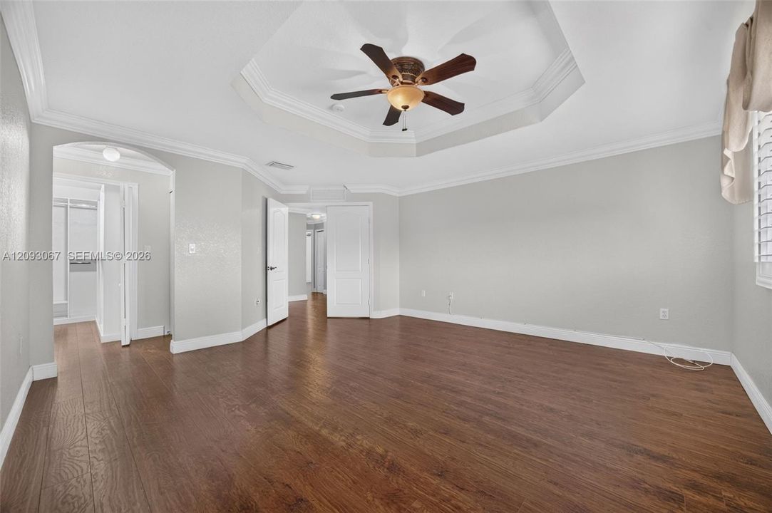 For Sale: $989,000 (4 beds, 3 baths, 2545 Square Feet)