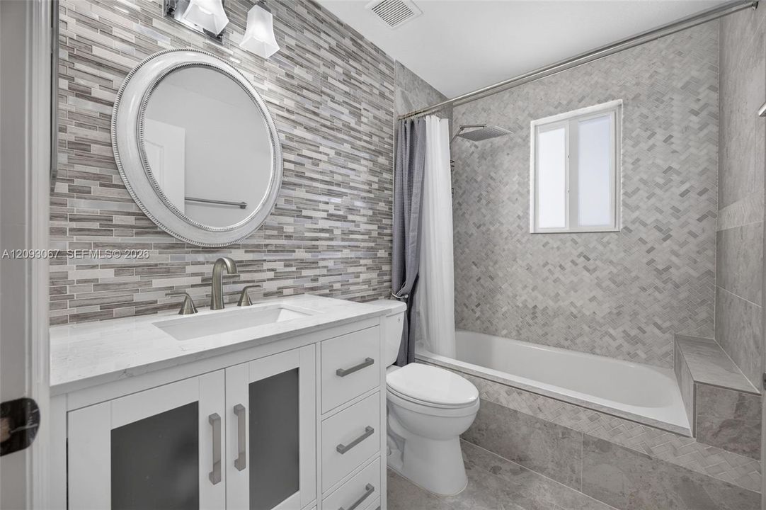 For Sale: $989,000 (4 beds, 3 baths, 2545 Square Feet)