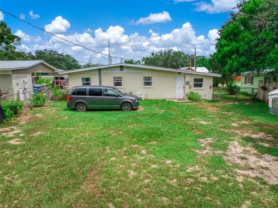 En Venta: $230,000 (3 camas, 1 baños, 1084 Pies cuadrados)