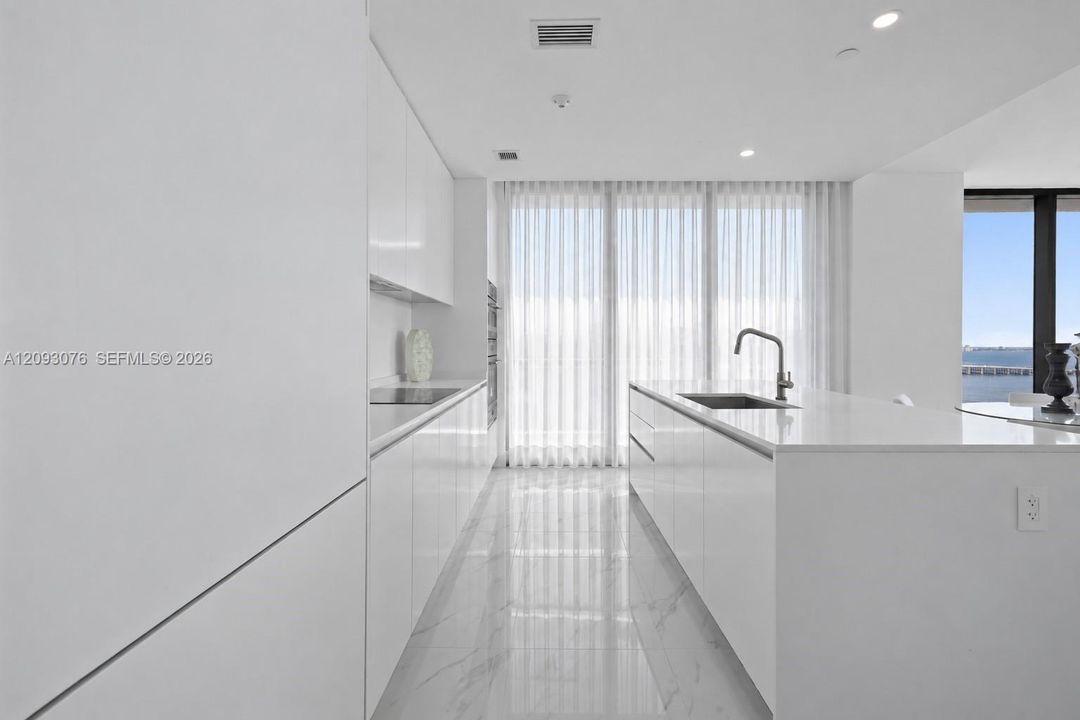 For Sale: $2,900,000 (4 beds, 5 baths, 2310 Square Feet)