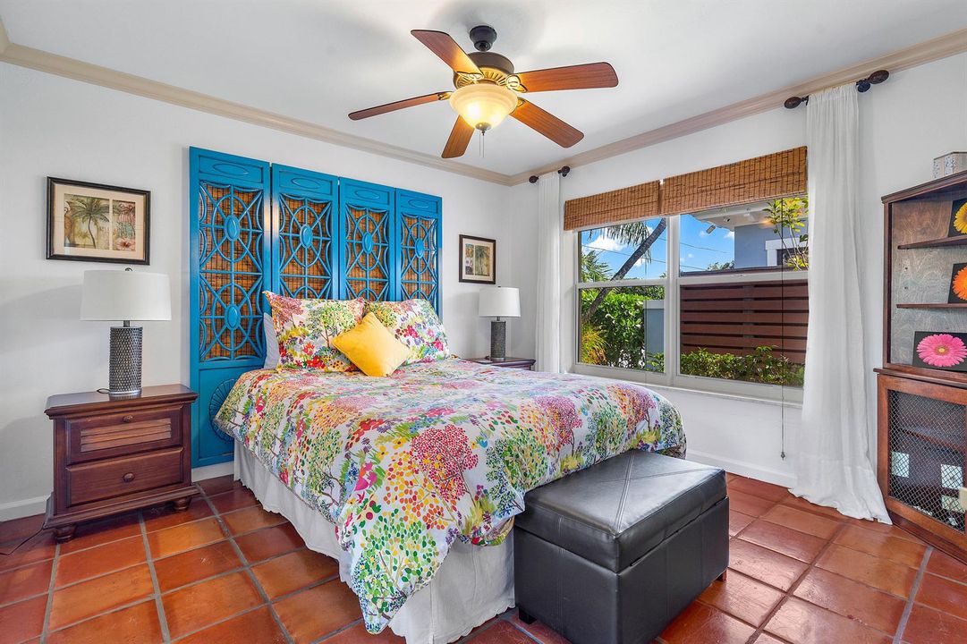 Guest bedroom