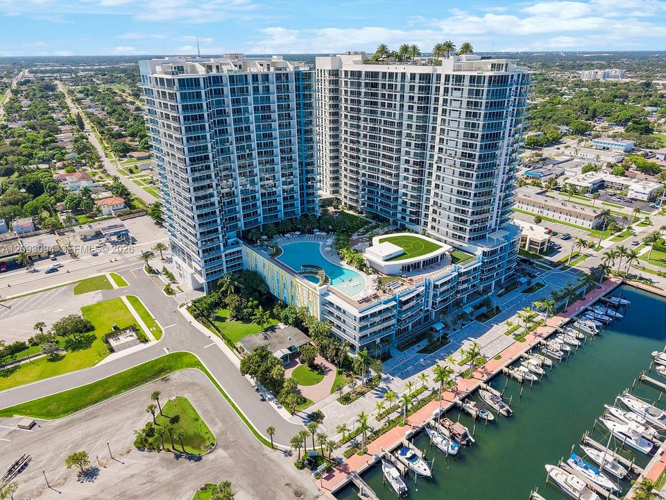 For Sale: $4,499,000 (3 beds, 3 baths, 3149 Square Feet)