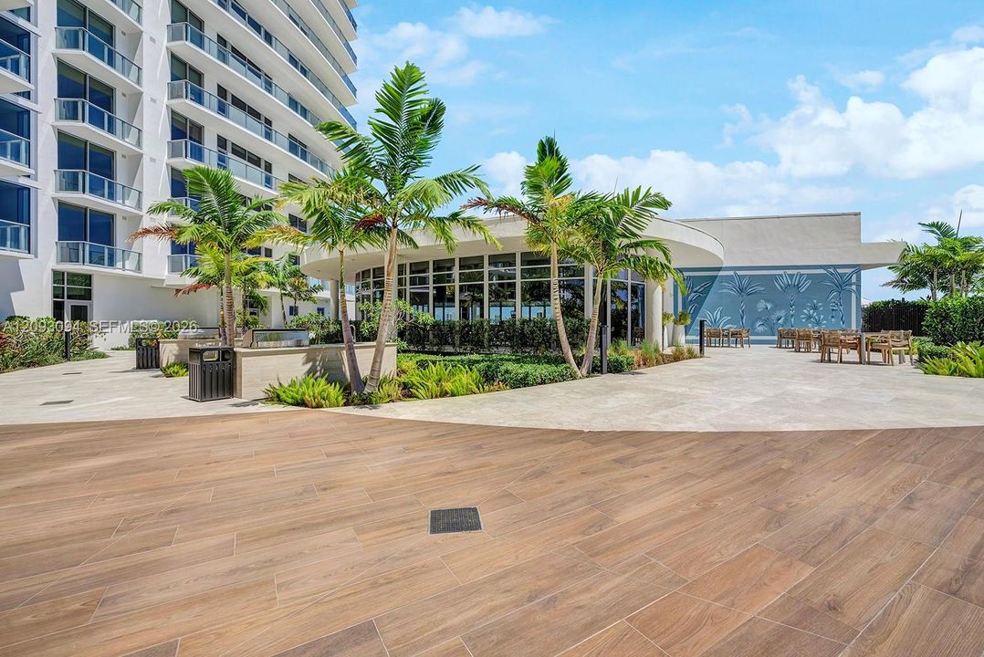 For Sale: $4,499,000 (3 beds, 3 baths, 3149 Square Feet)