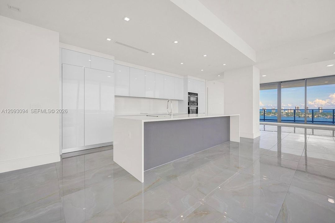 For Sale: $4,499,000 (3 beds, 3 baths, 3149 Square Feet)