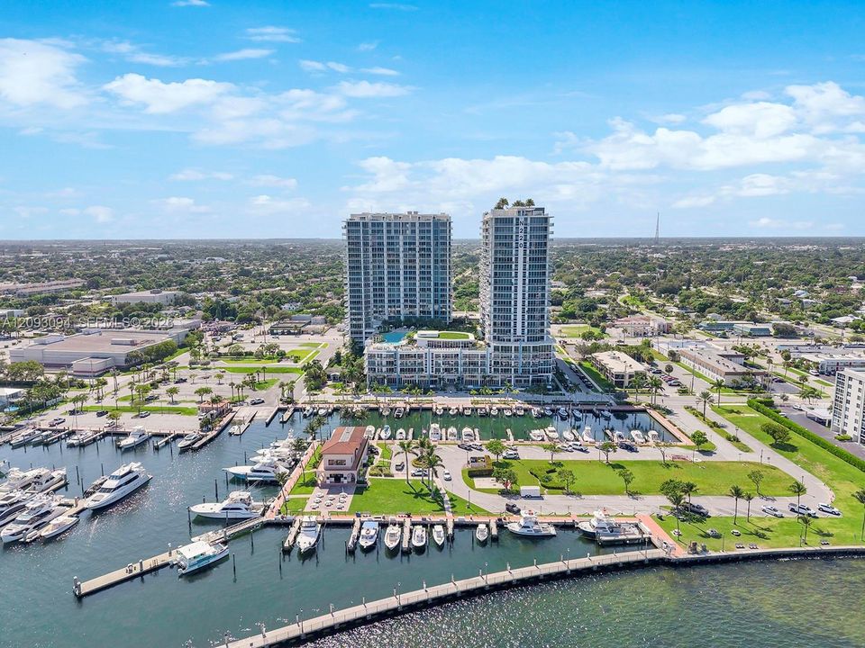 For Sale: $4,499,000 (3 beds, 3 baths, 3149 Square Feet)