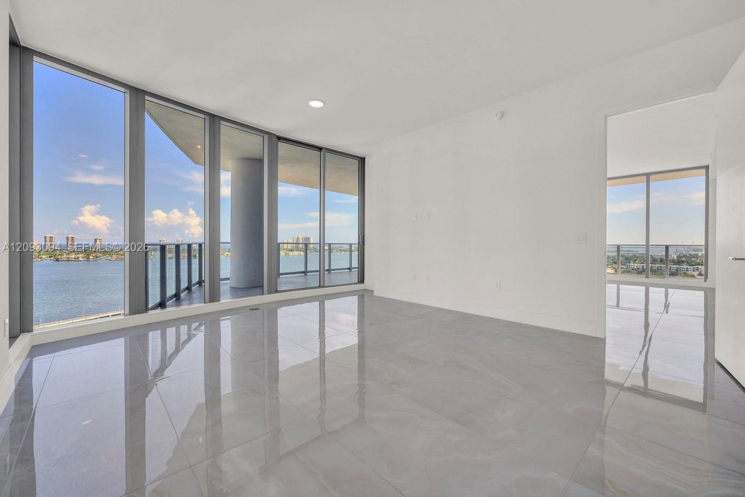 For Sale: $4,499,000 (3 beds, 3 baths, 3149 Square Feet)
