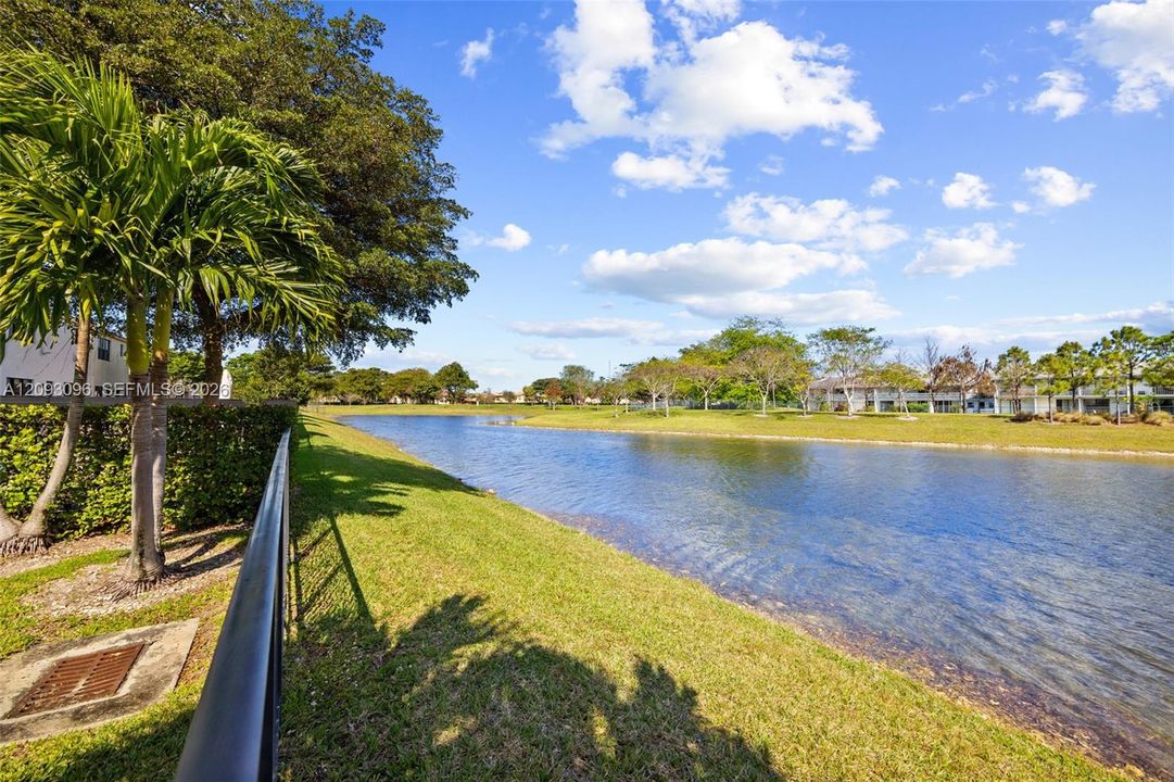 For Rent: $4,600 (4 beds, 2 baths, 2361 Square Feet)