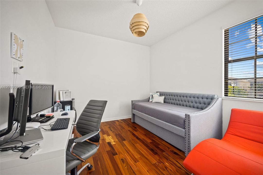 For Rent: $4,600 (4 beds, 2 baths, 2361 Square Feet)