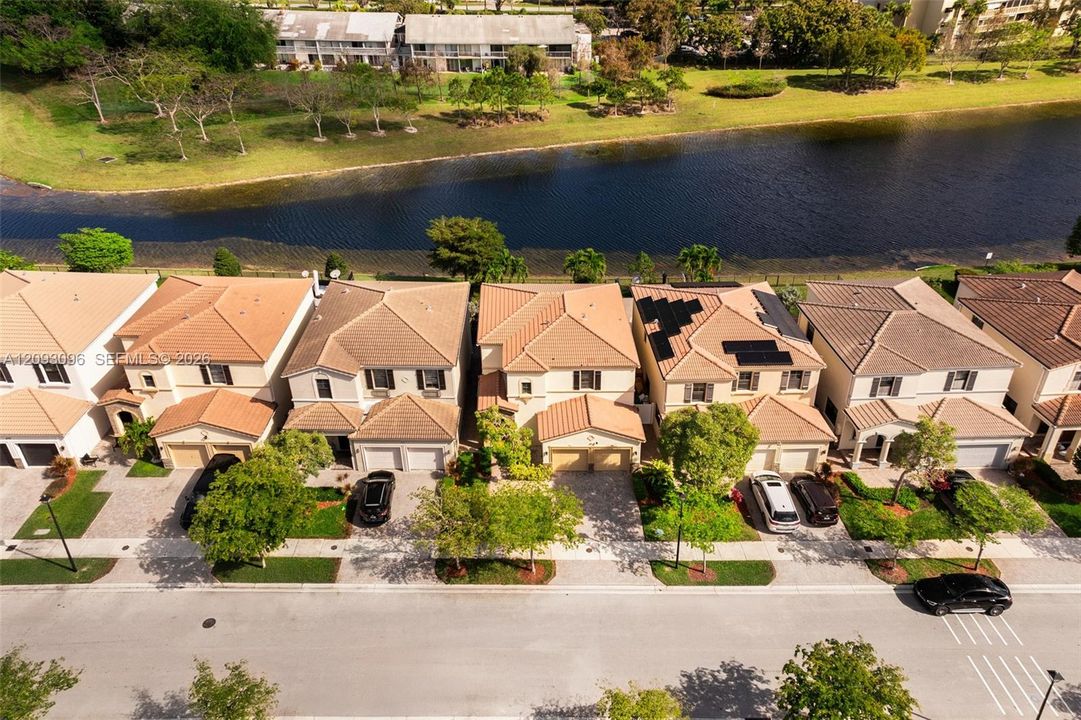 For Rent: $4,600 (4 beds, 2 baths, 2361 Square Feet)