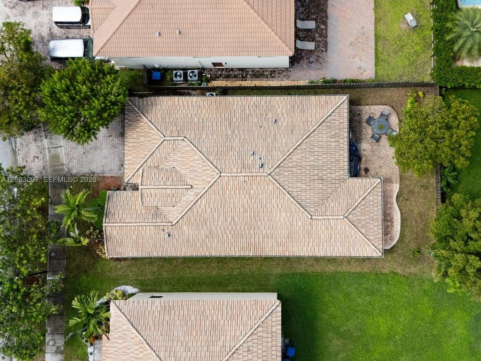 En Venta: $570,000 (4 camas, 3 baños, 1884 Pies cuadrados)