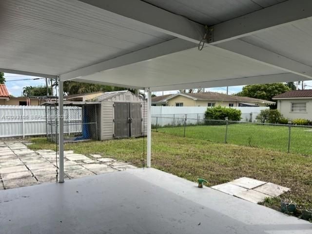 For Rent: $3,400 (3 beds, 2 baths, 2080 Square Feet)