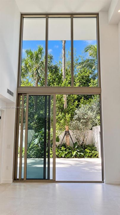 For Rent: $13,900 (2 beds, 2 baths, 1434 Square Feet)