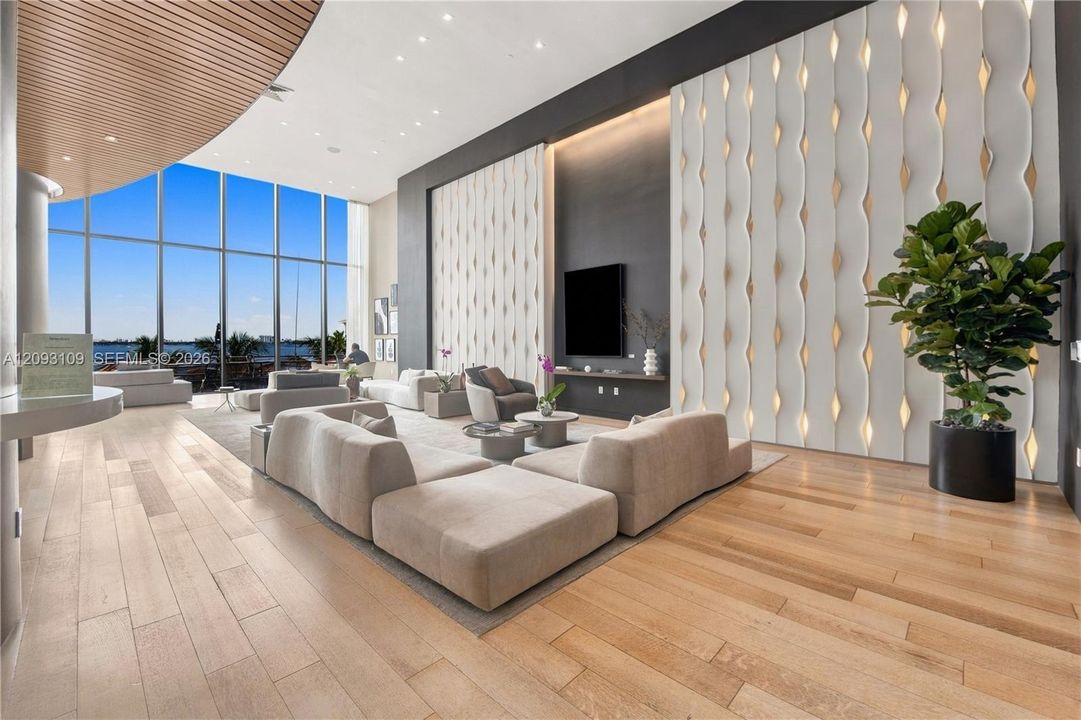 For Sale: $1,349,000 (3 beds, 2 baths, 1395 Square Feet)