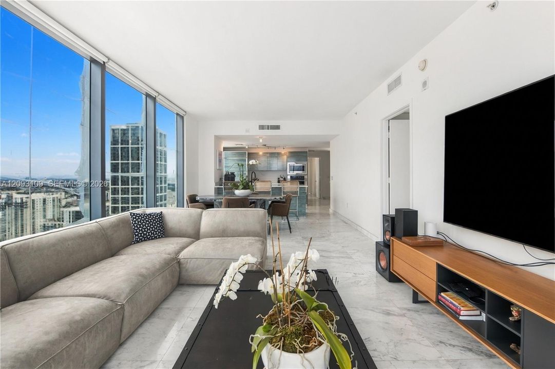For Sale: $1,349,000 (3 beds, 2 baths, 1395 Square Feet)
