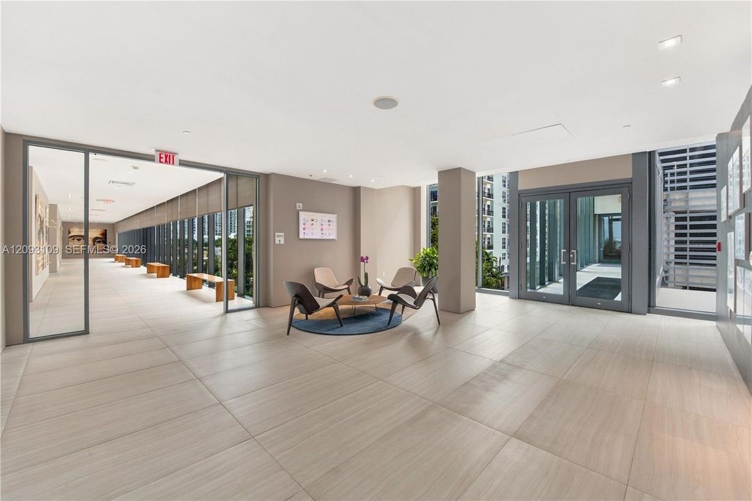 For Sale: $1,349,000 (3 beds, 2 baths, 1395 Square Feet)